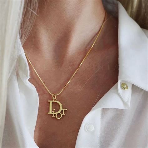 classic j'adore necklace